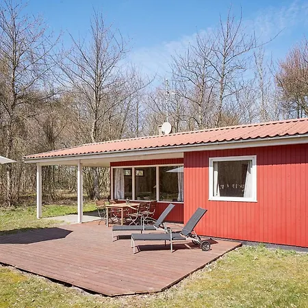 Cozy Summer House Near The *